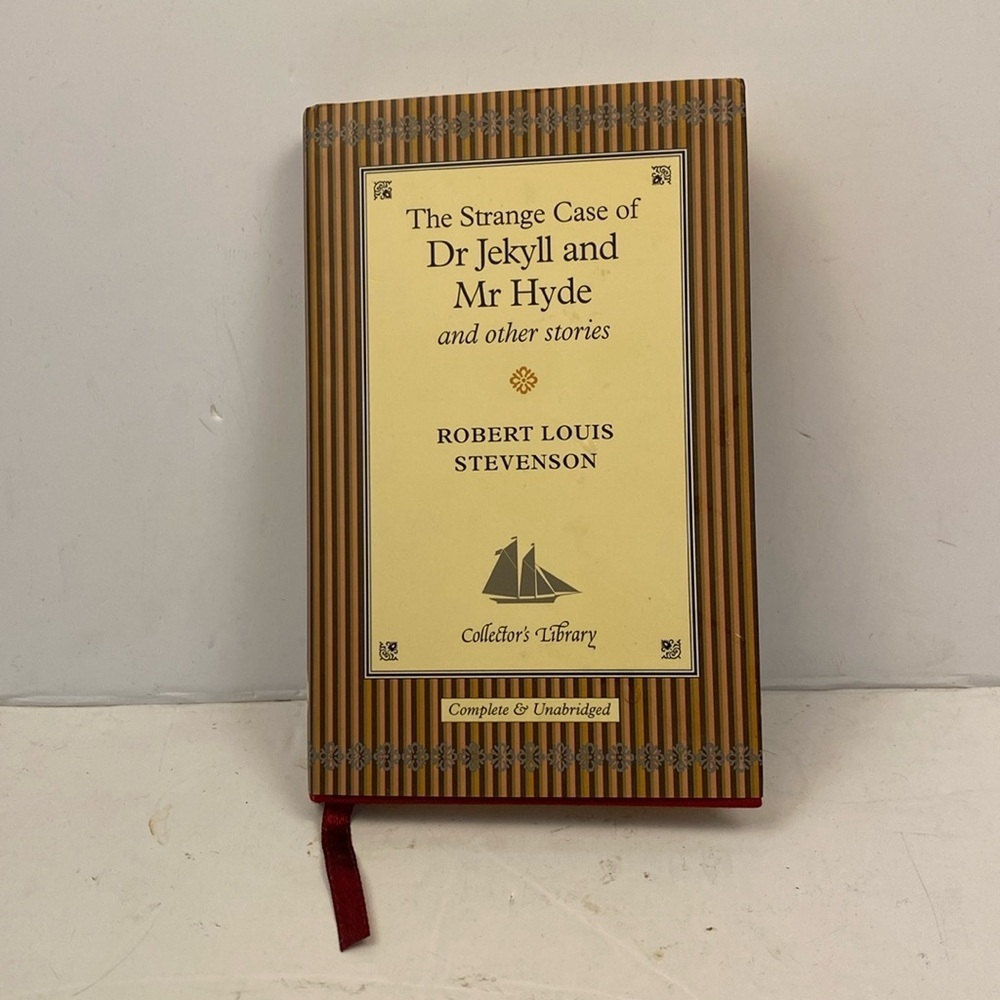 Vintage book the strange case of Dr. Jekyll and Mr. Hyde excellent condition
